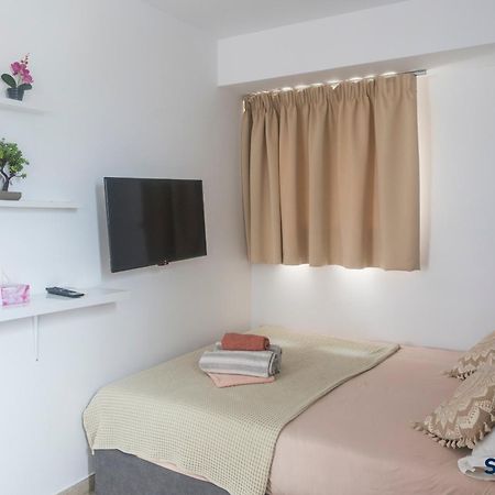 Explore Greece From Cozy City Centre Apartment Chalkís 외부 사진
