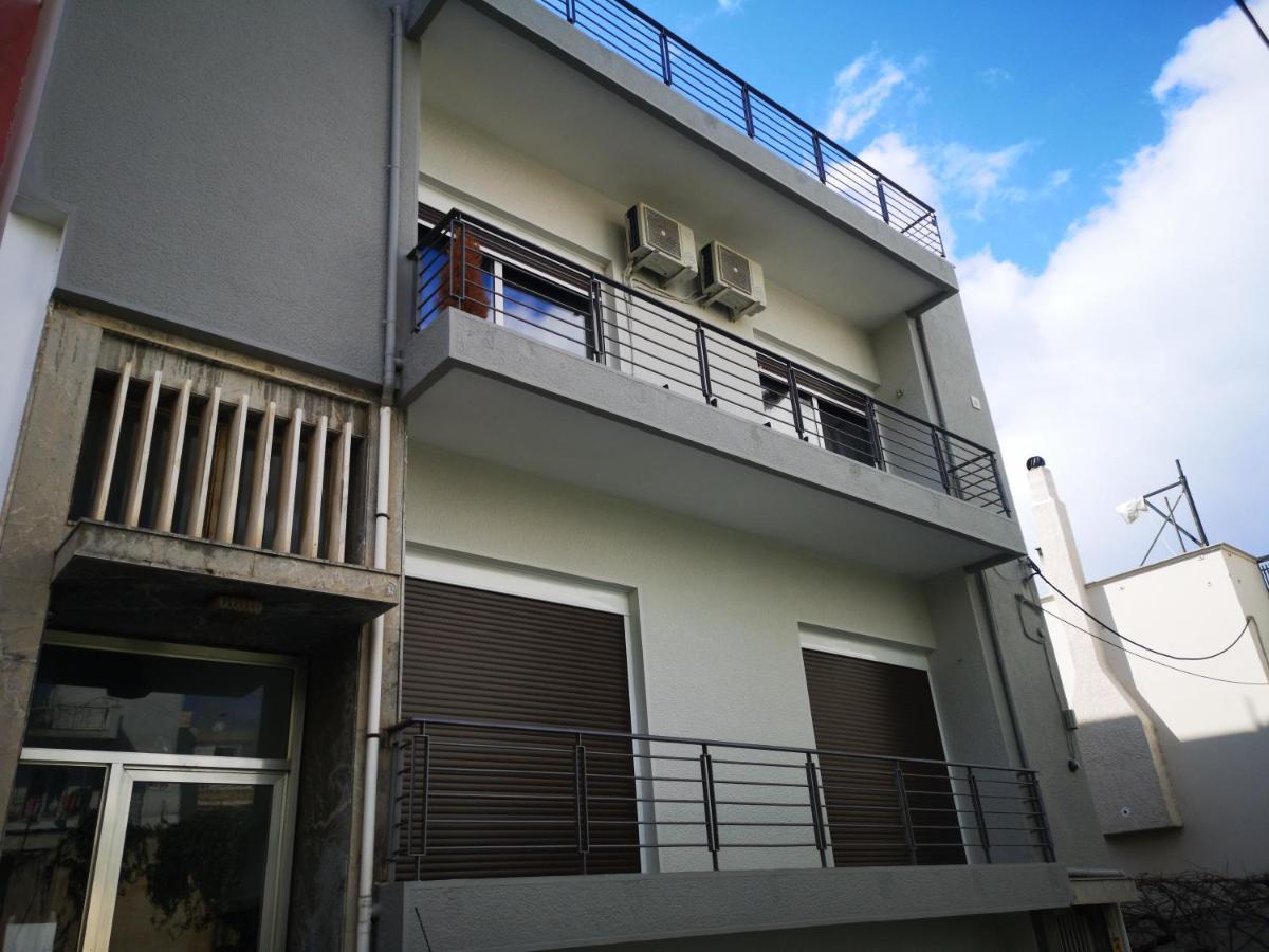 Explore Greece From Cozy City Centre Apartment Chalkís 외부 사진